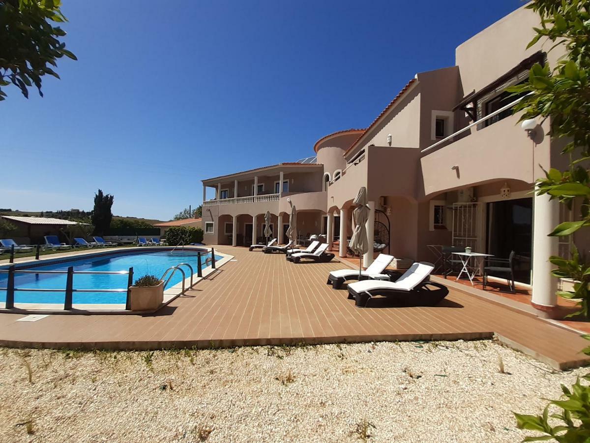 Casa Rosa Montes Hotel Praia Da Luz Exterior photo